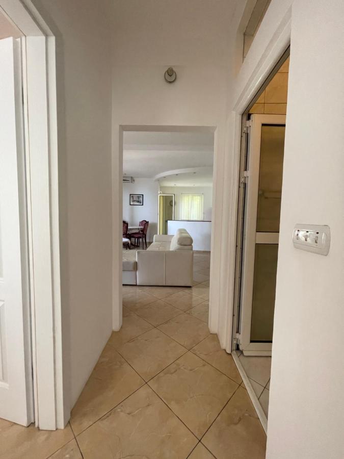 Apartments Rozela Ulcinj Exterior photo